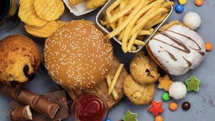 UK government rolls out junk food ad ban