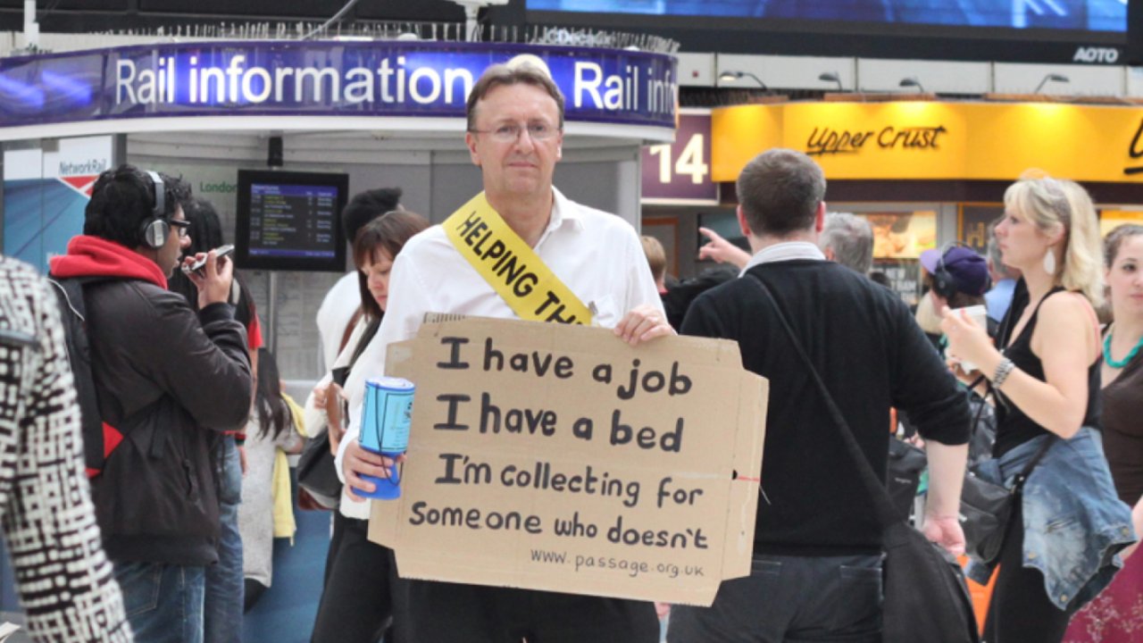 Brilliant signs help volunteers increase donations for the homeless by 25%
