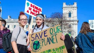 4 jóvenes que encabezan la lucha contra el cambio climático, además de Greta Thunberg