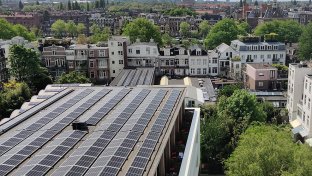 Europa podría iniciar un plan que exija paneles solares en todos los edificios públicos para 2025