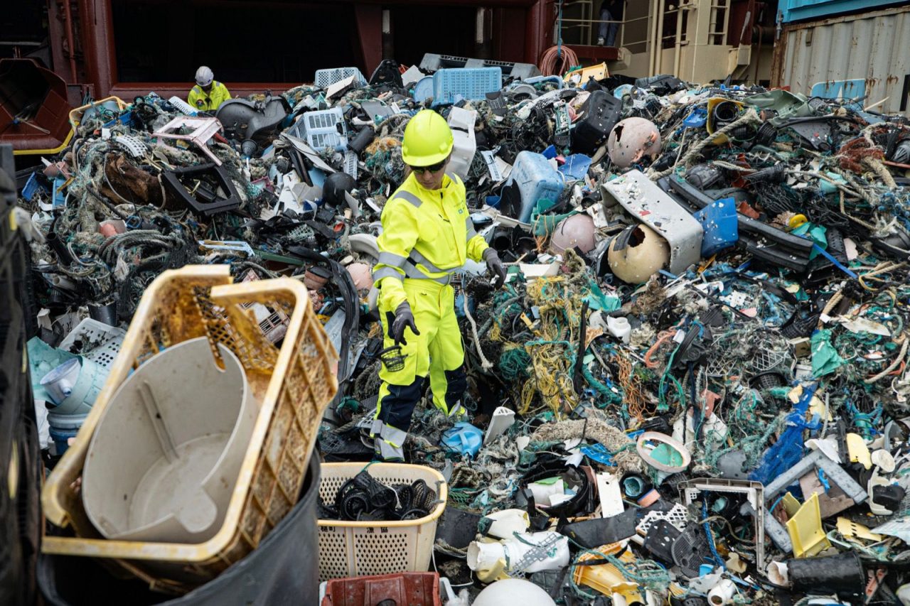 The Great Pacific Garbage Patch can now be cleaned. The crew is already sorting the catch, and lots of information is still to be processed. Stay tuned!
