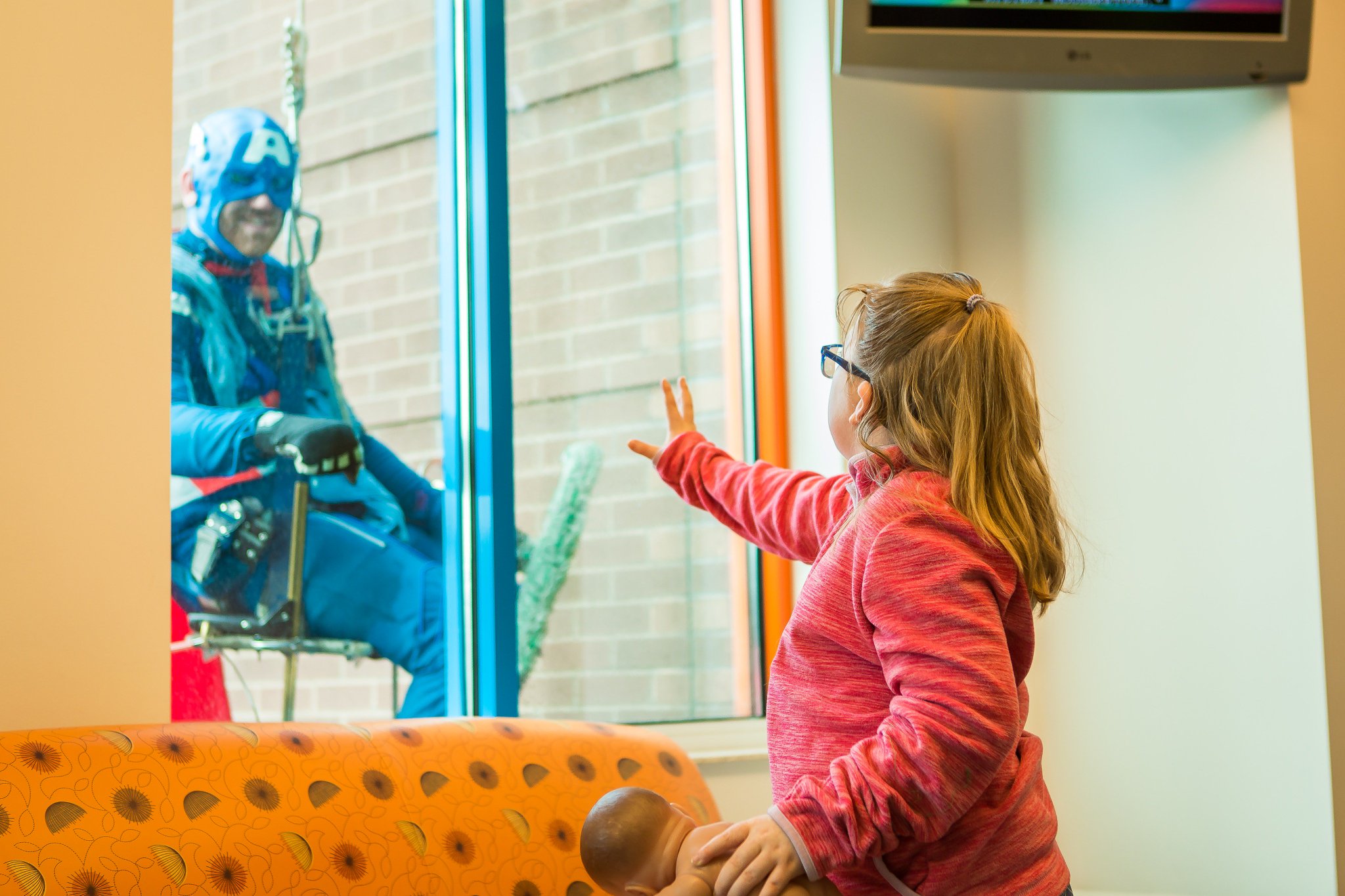 When the boss of Allegheny Window Cleaning Inc. saw Superheroes cleaning the window of a children’s hospital in the UK, it inspired him to do the same in Pittsburgh.