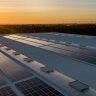 Ingenieros de Stanford adaptan paneles solares convencionales para generar electricidad de noche