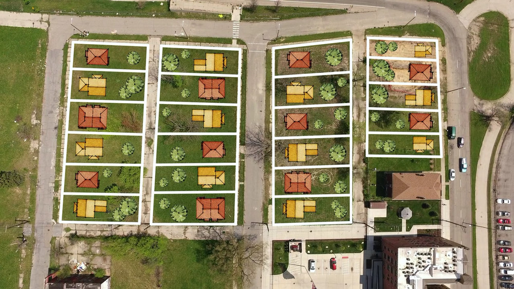 This tiny house neighbourhood is within walking distance to Cass' main campus, meaning that residents won't be isolated and can still access many of the social, educational, recreational and health services that the agency provides.