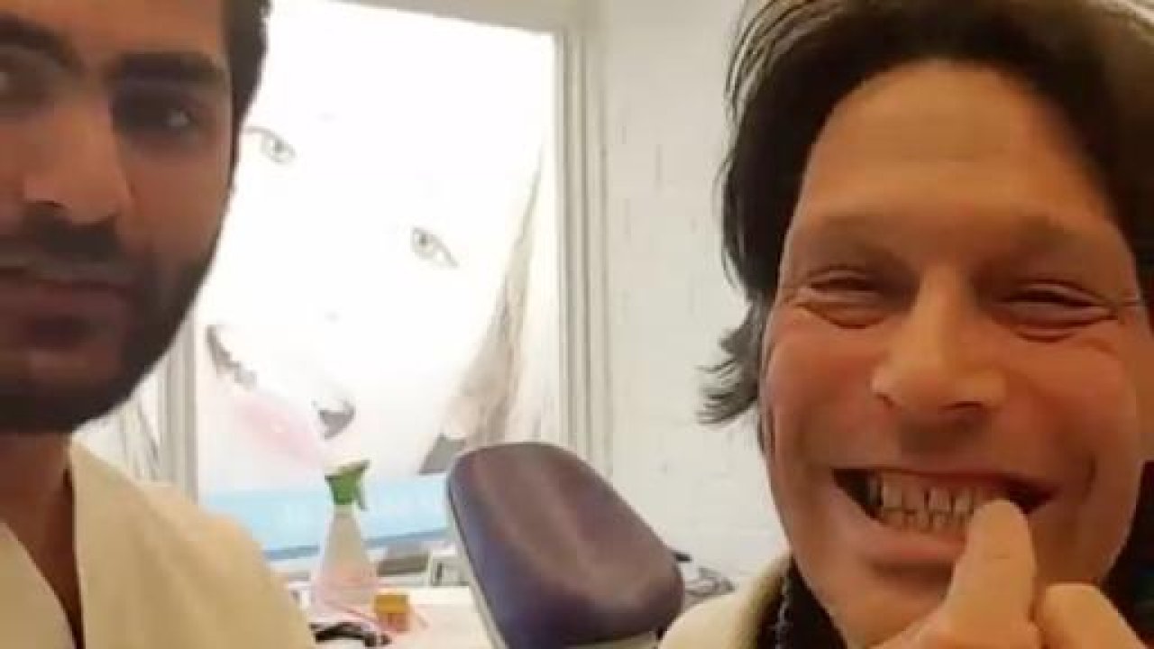 Reasons to be cheerful: dentist in Amsterdam treats homeless people for free in his spare time