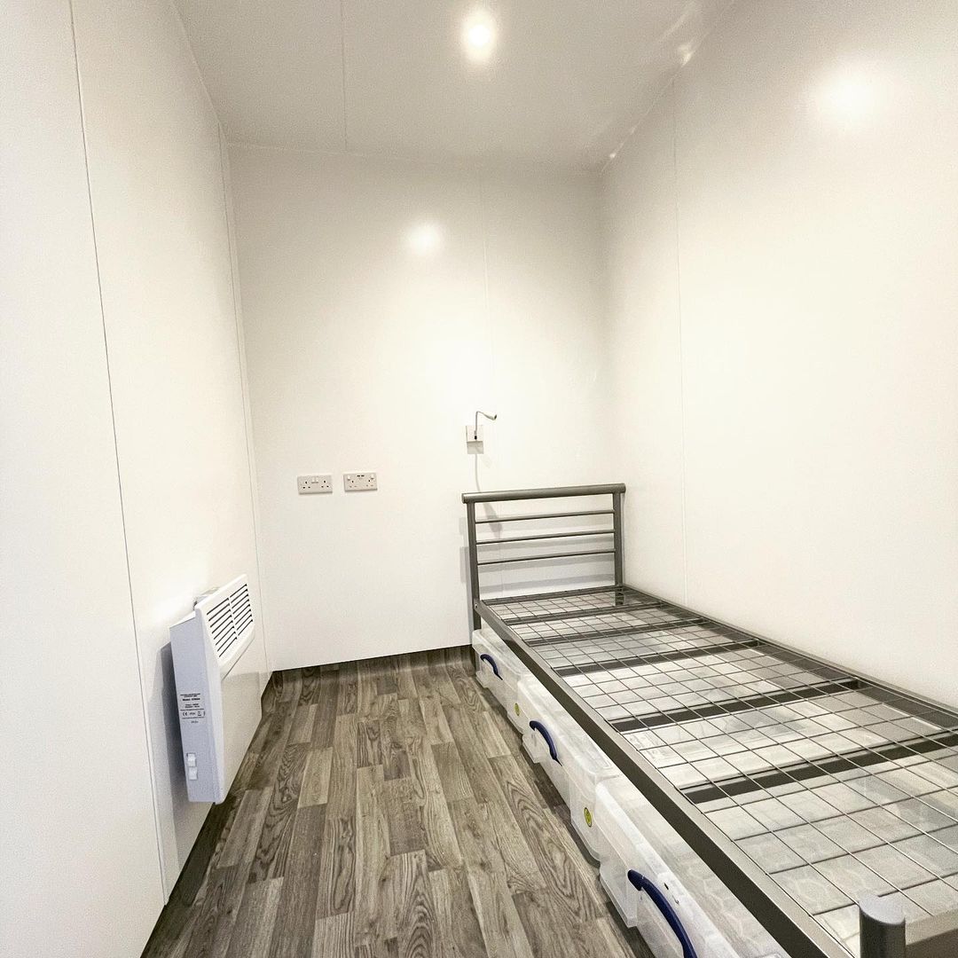 LED down lights, USB wall sockets, a reading light and a 1Kw wall heater. Furnished with a single bed and 3 x 65l storage boxes... All this in just over 3m2!!