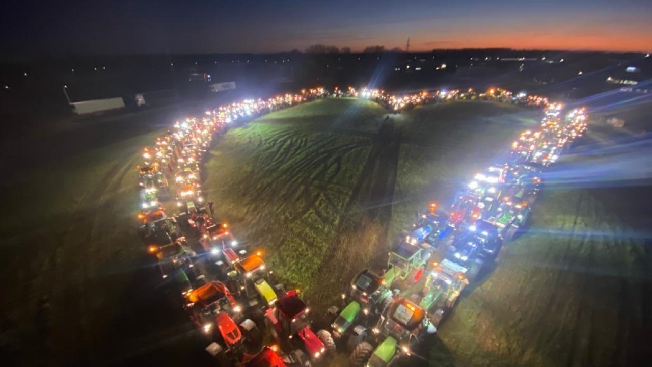 Dutch agricultural students form giant illuminated heart with tractors to support sick classmate