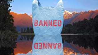 New Zealand bans plastic bags from 1 July 2019