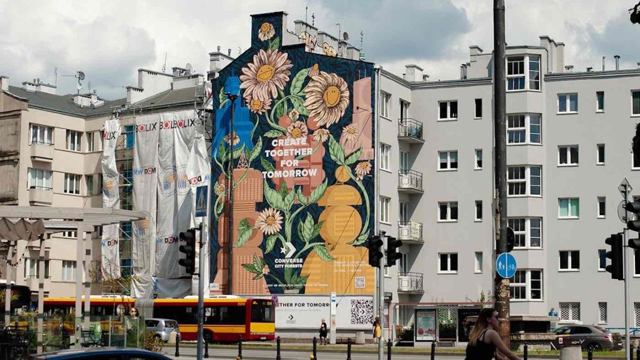 Eco-Friendly Mural Uses Special Paint to Eat Smog and Help Clean the Air