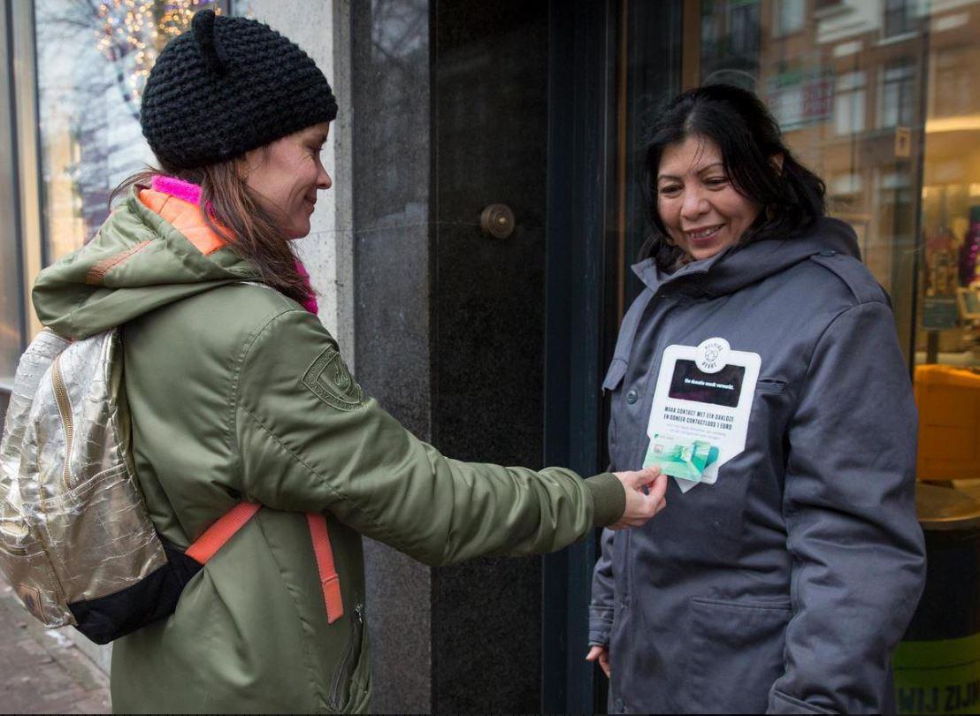 PIN-coat enables homeless people in Amsterdam to receive ? PIN donations.