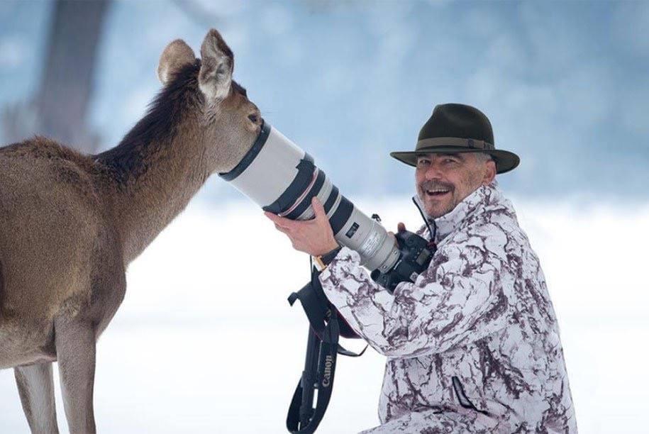 25 times wildlife photographers were photobombed by their models