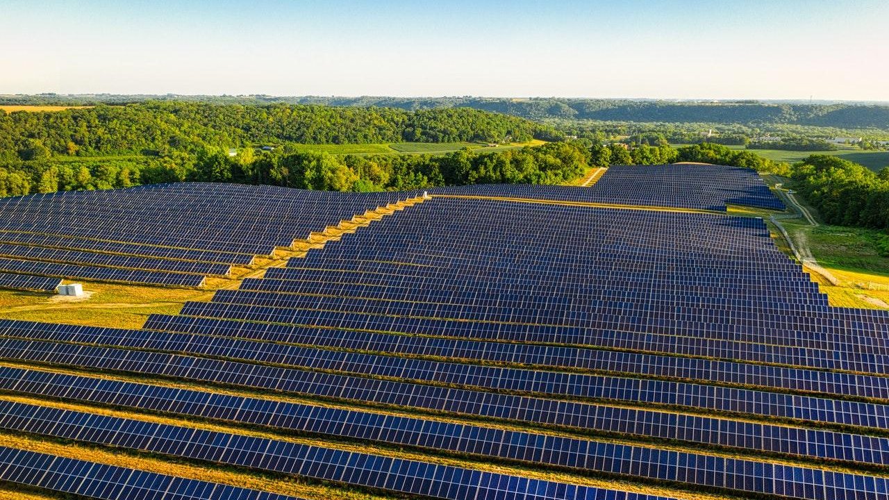 Abandoned coal fields in Virginia to be reborn as solar farms