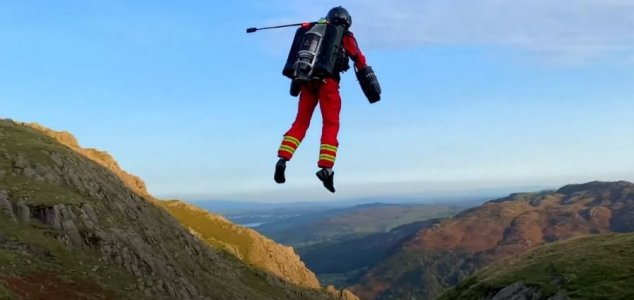 The flight took 90 seconds; by foot, it would have been an arduous 25-minute climb, laden with medial equipment. The exercise demonstrated the considerable potential of utilising jet suits to deliver critical care services.