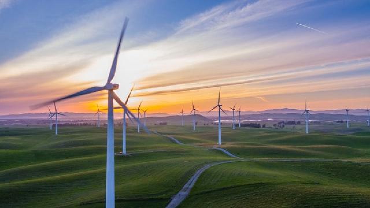 Debunking the 4 main myths about wind energy