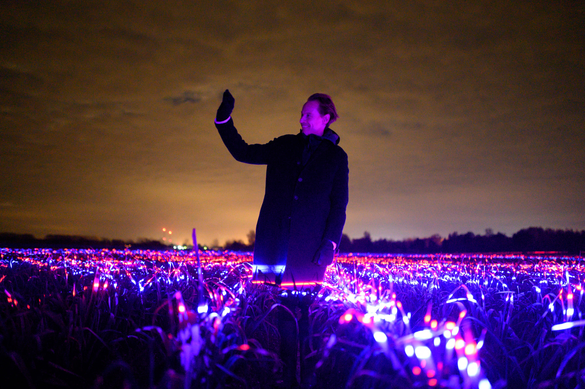 Wiebe Draijer, Chairman of the Managing Board, Rabobank: “It is really inspiring to work with an artist like Daan Roosegaarde on how to grow a better world together.”