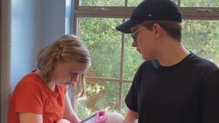 Texas teen develops free app to give non-verbal sister her voice