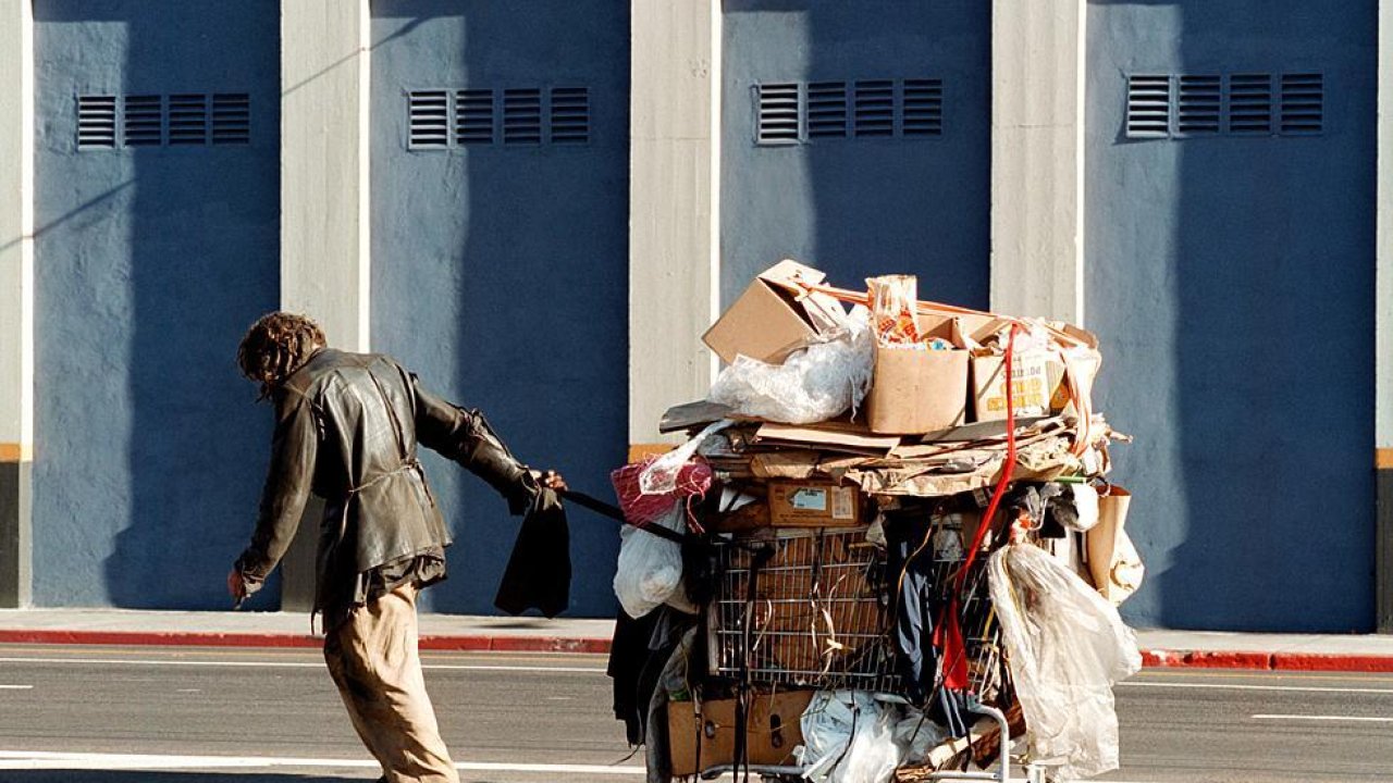 A Clean Slate: one Texas city is paying its homeless to pick up trash