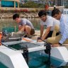 Un barco robótico con IA limpia las vías fluviales para que los plásticos no lleguen al océano