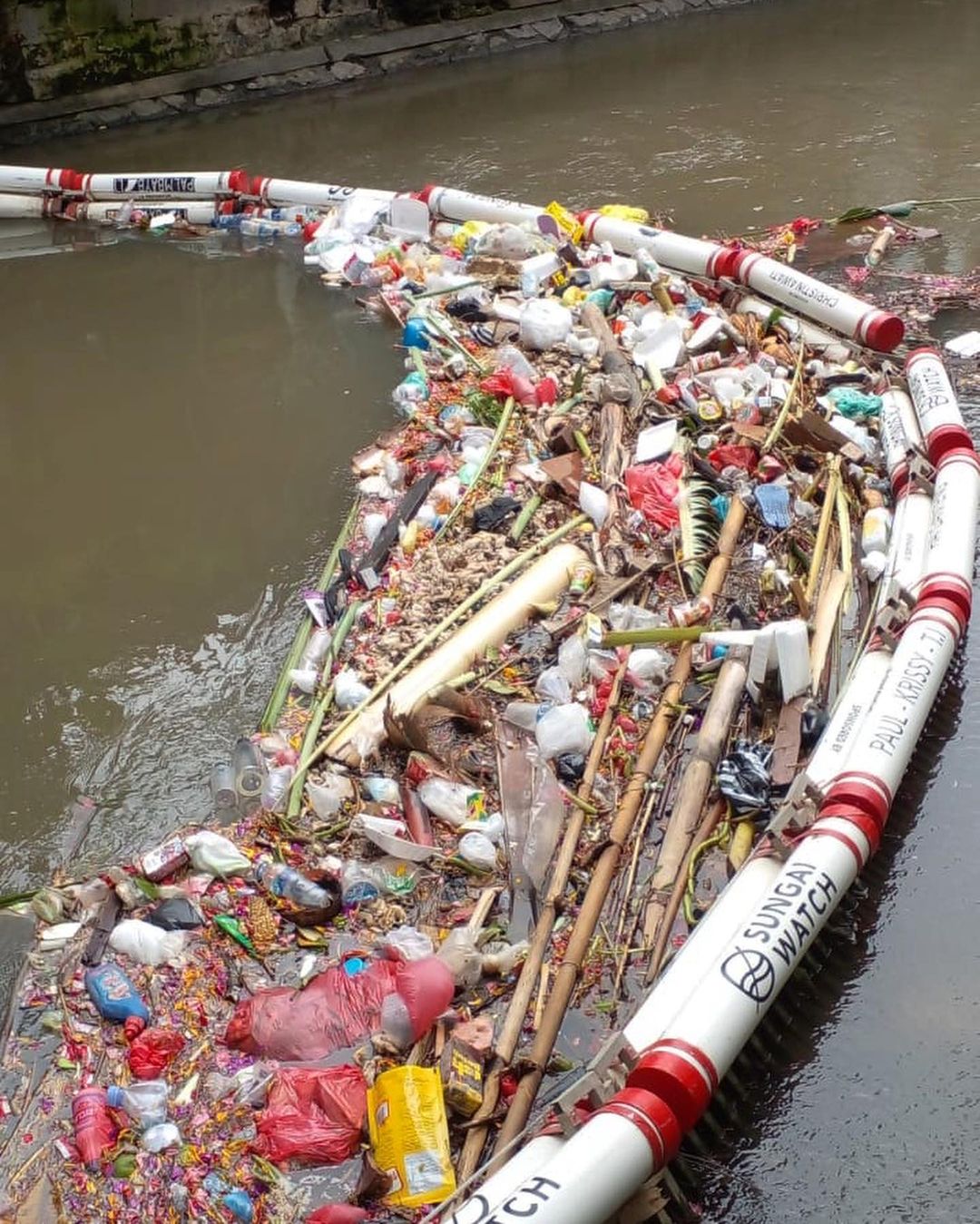 Sungai Watch believes every waste they collect has value, and they are currently experimenting with ways to turn trash into products. “We believe that one of the simplest ways to clean our ocean is by starting in our rivers, where we can still prevent the flow of plastics.”