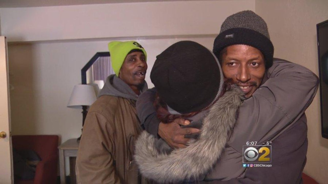 Amid Chicago’s deadly freeze, one good Samaritan puts up 30 homeless people in hotel