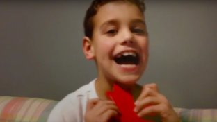 Canadese kids maken hartverwarmende video om Syrische vluchtelingen te verwelkomen.
