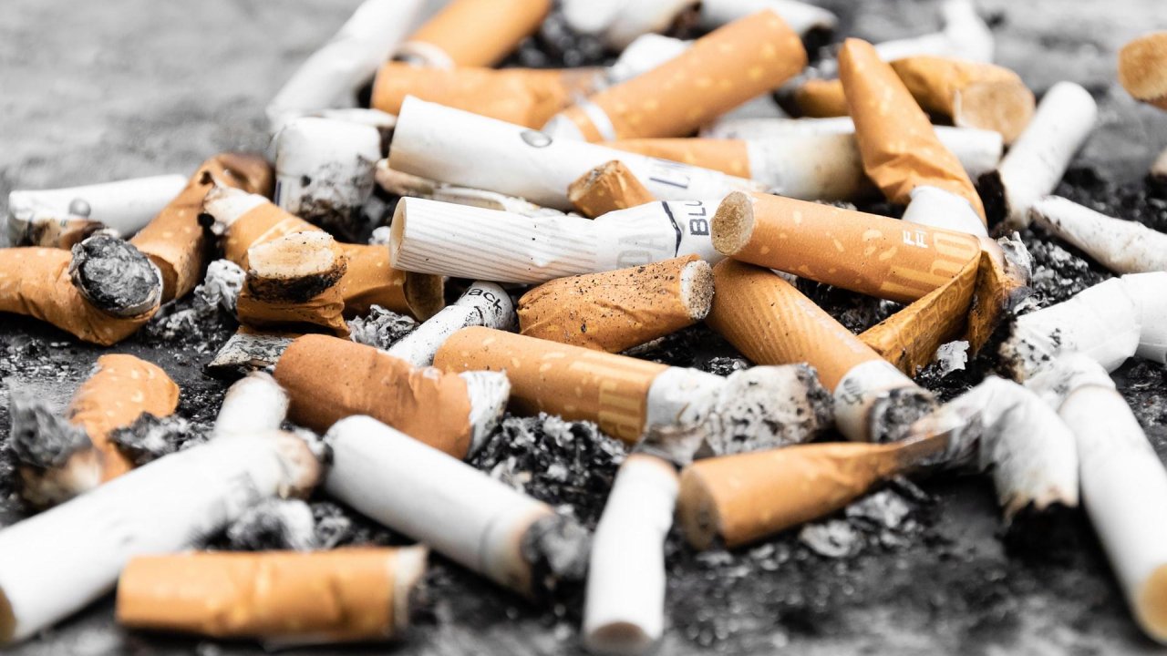 Tobacco firms to pay for cigarette butt clean-up in France