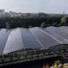 Netherlands builds world&#8217;s largest solar car park where electric cars can both charge &#038; supply power