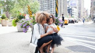 Guaranteed income scheme gives low-income NYC Moms $1000 a month with no strings attached